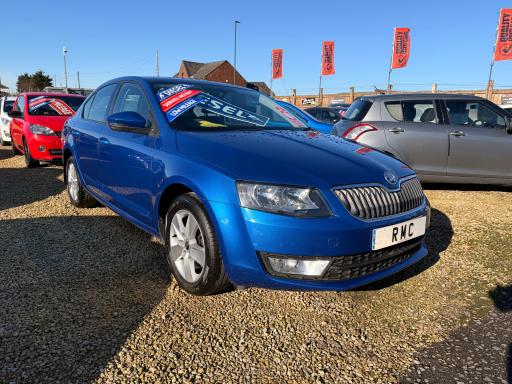 2016 OCTAVIA SE TDI PRICE 6,995 YEAR 2016 16 REG MILEAGE 84,000 ENGINE 2.0... photo